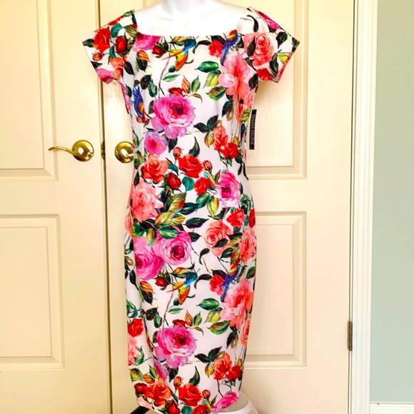 New York & Company Dresses & Skirts - NY&Co Beautiful flowered  scuba cocktail dress